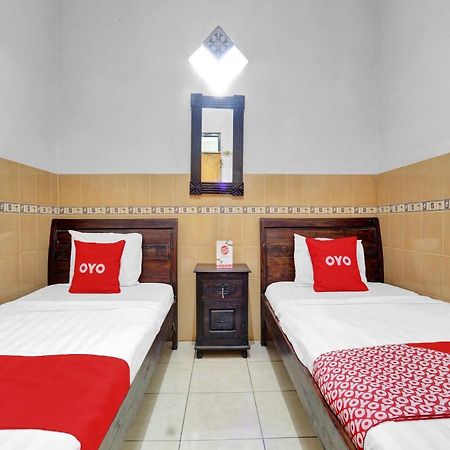 Oyo 90695 Srikandi Nologaten Ξενοδοχείο Γιογκιακάρτα Εξωτερικό φωτογραφία